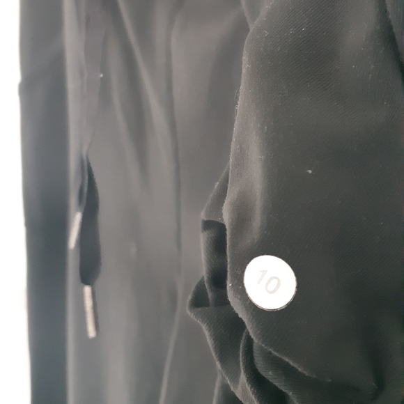 Lululemon pants - Picture 4 of 5